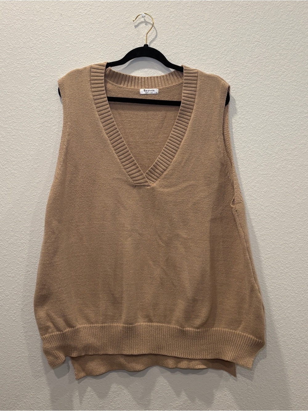 🤎 Beyove Tan Oversized V-Neck Sweater Vest XL